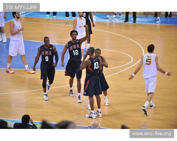 韦德艾弗森缘分相连同为3号得分后卫共筑篮球传奇